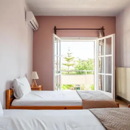 Apartment Rena's Hospitality Walk To The Beach,10min To Chania!